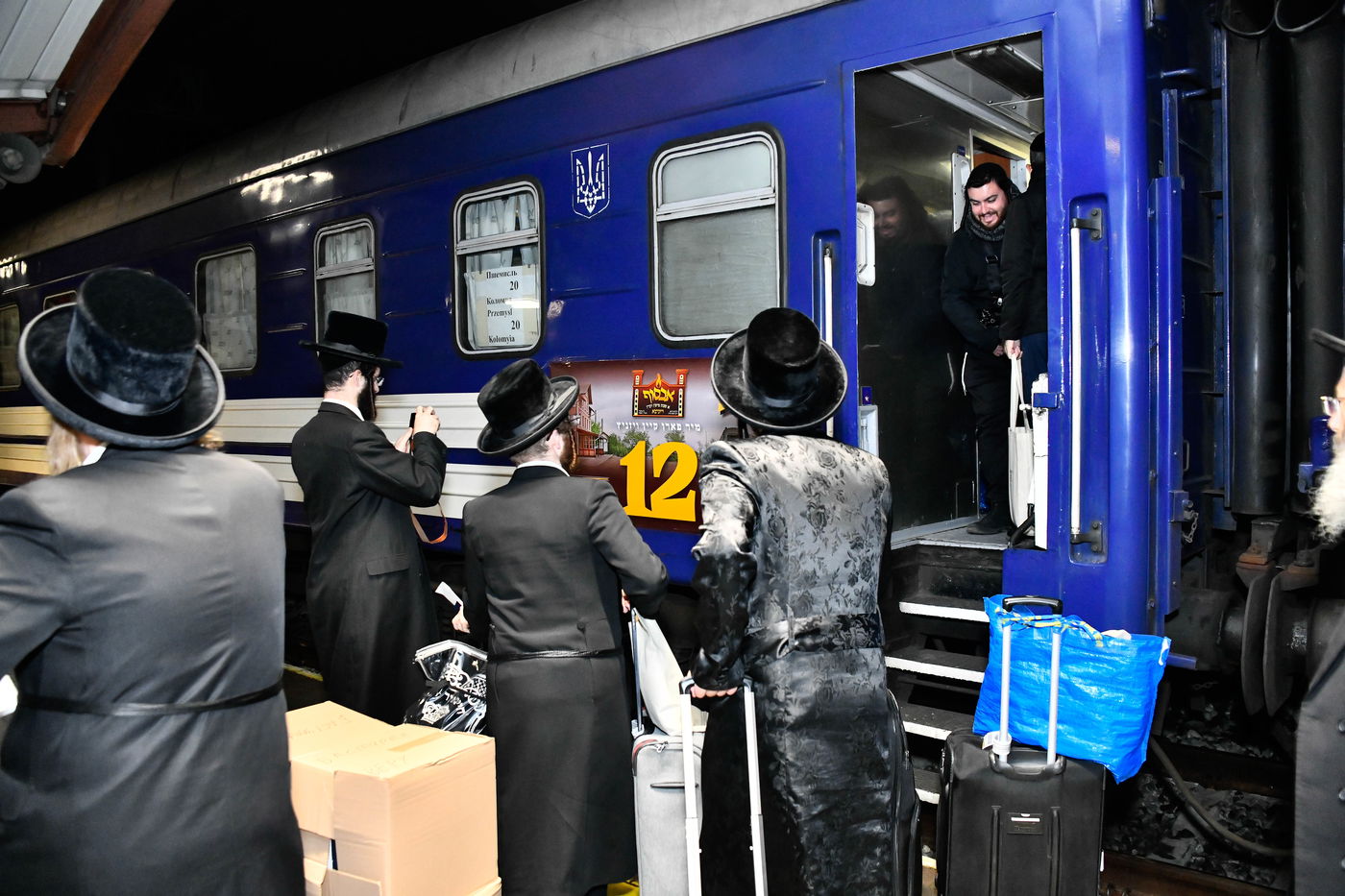 האדמו"ר מויז'ניץ במסע הקודש לאוקראיינה