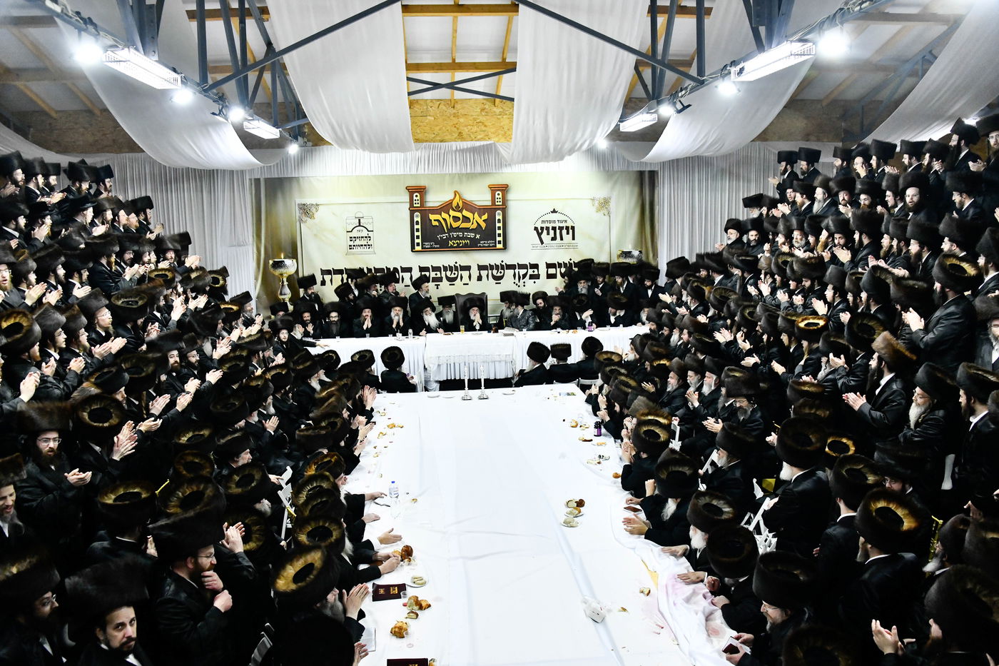 האדמו"ר מויז'ניץ במסע הקודש לאוקראיינה