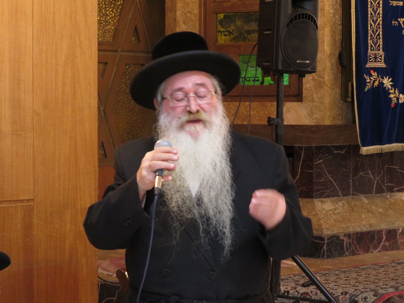 הגה"צ רבי מרדכי אויערבאך בטיש הילולא להרה"ק מרוז'ין