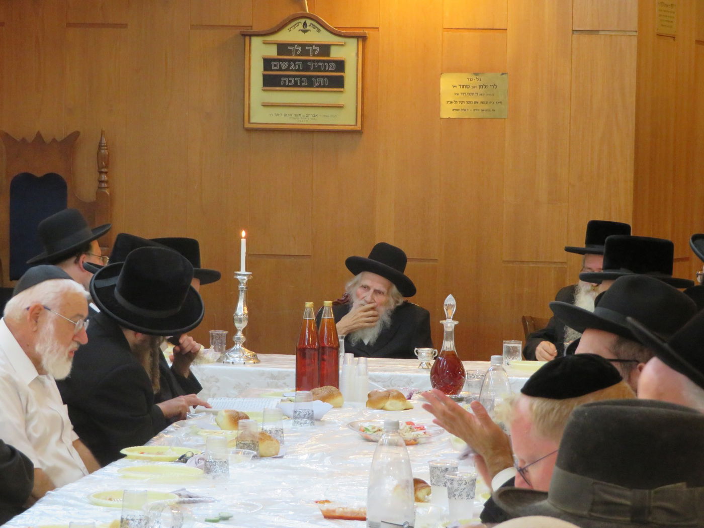 הגה"צ רבי מרדכי אויערבאך בטיש הילולא להרה"ק מרוז'ין