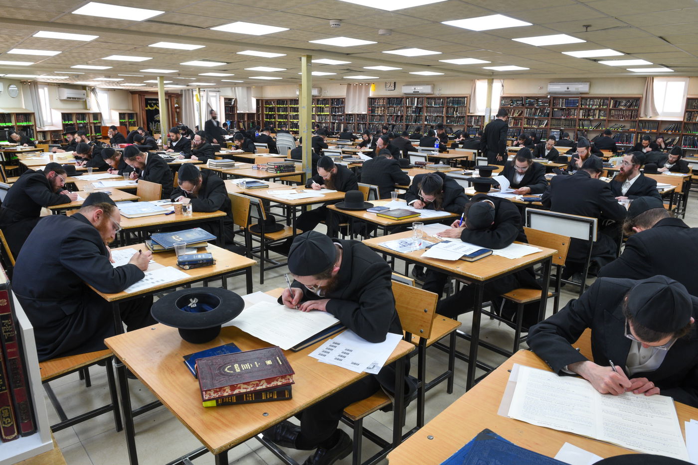 מבחני ושננתם בארה"ק 