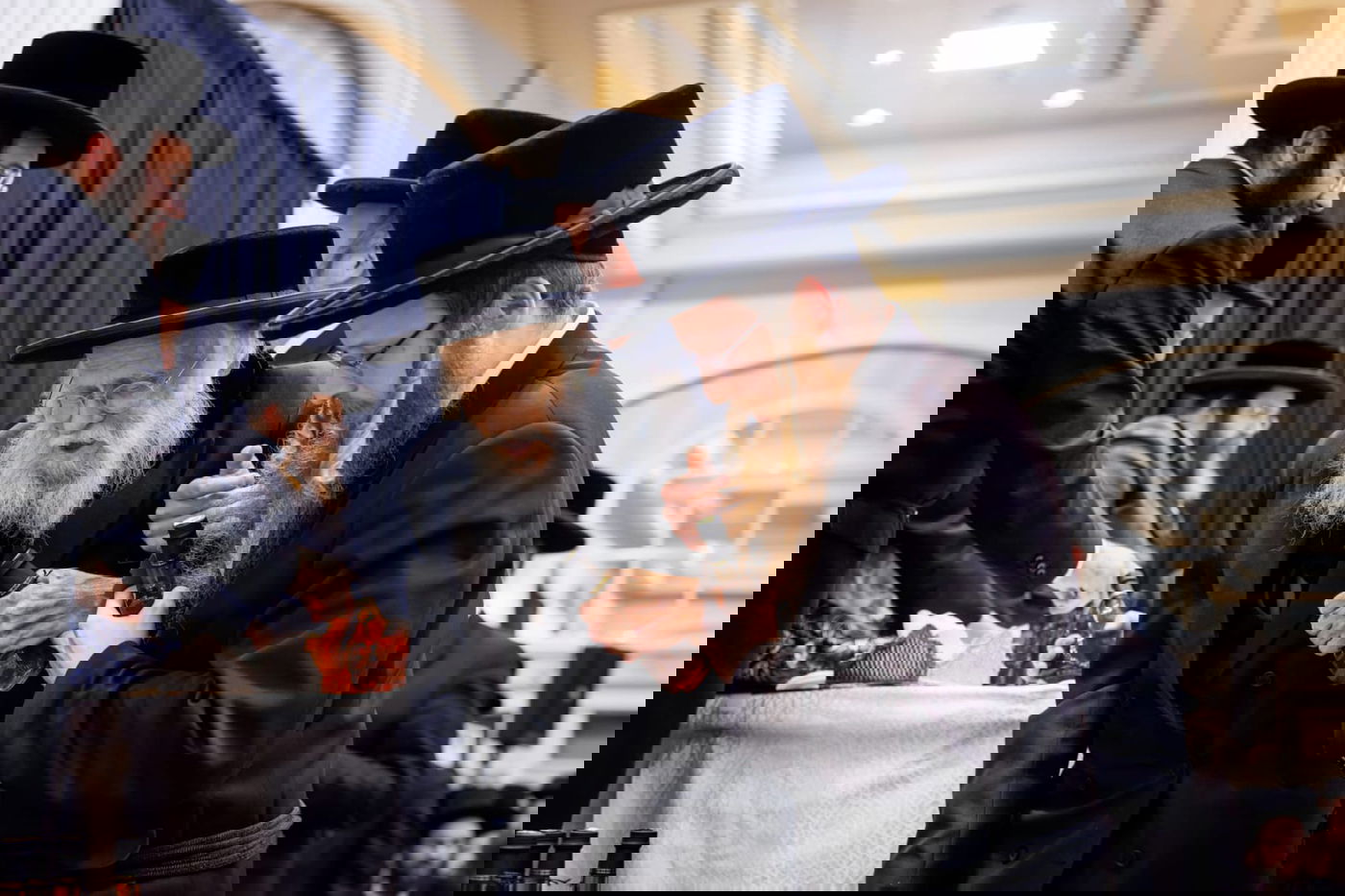 בביקור האחרון של רבו האדמו"ר מתולדות אברהם יצחק בארה"ב - אב תשפ"ד