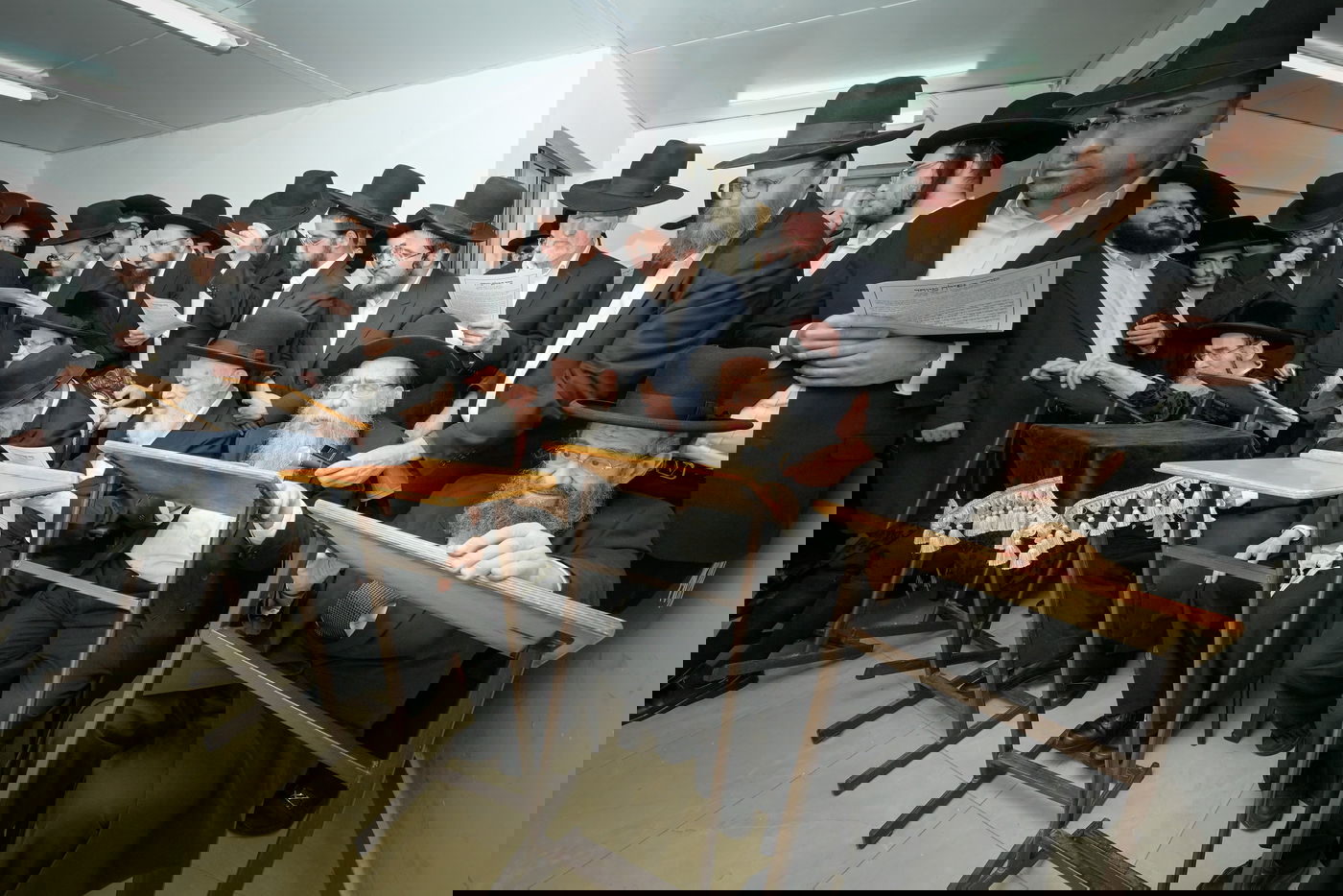 רבבות התכנסו בתפילה | תיעוד ממעמד התפילה במעונו של הגר"ד לנדו