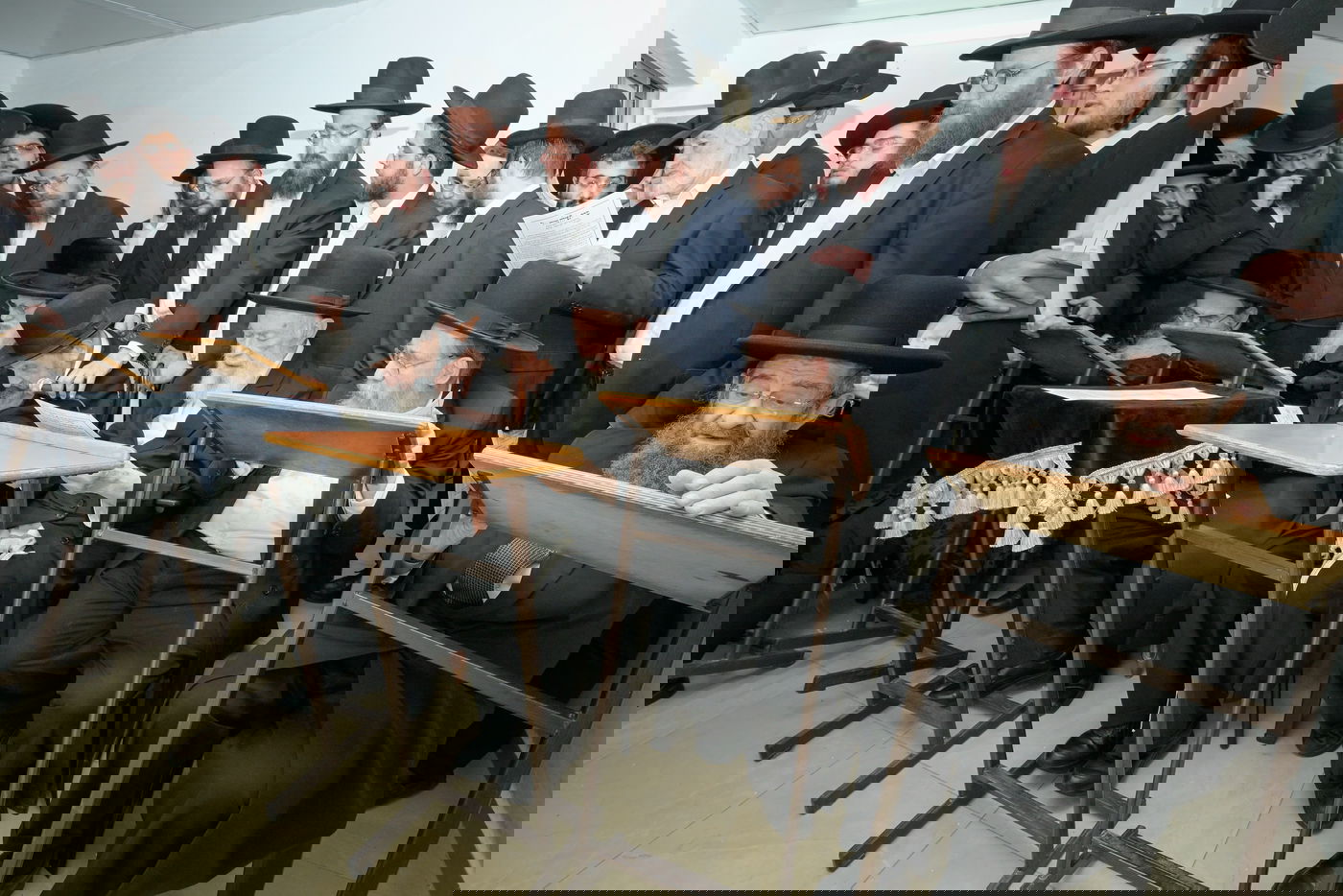 רבבות התכנסו בתפילה | תיעוד ממעמד התפילה במעונו של הגר"ד לנדו