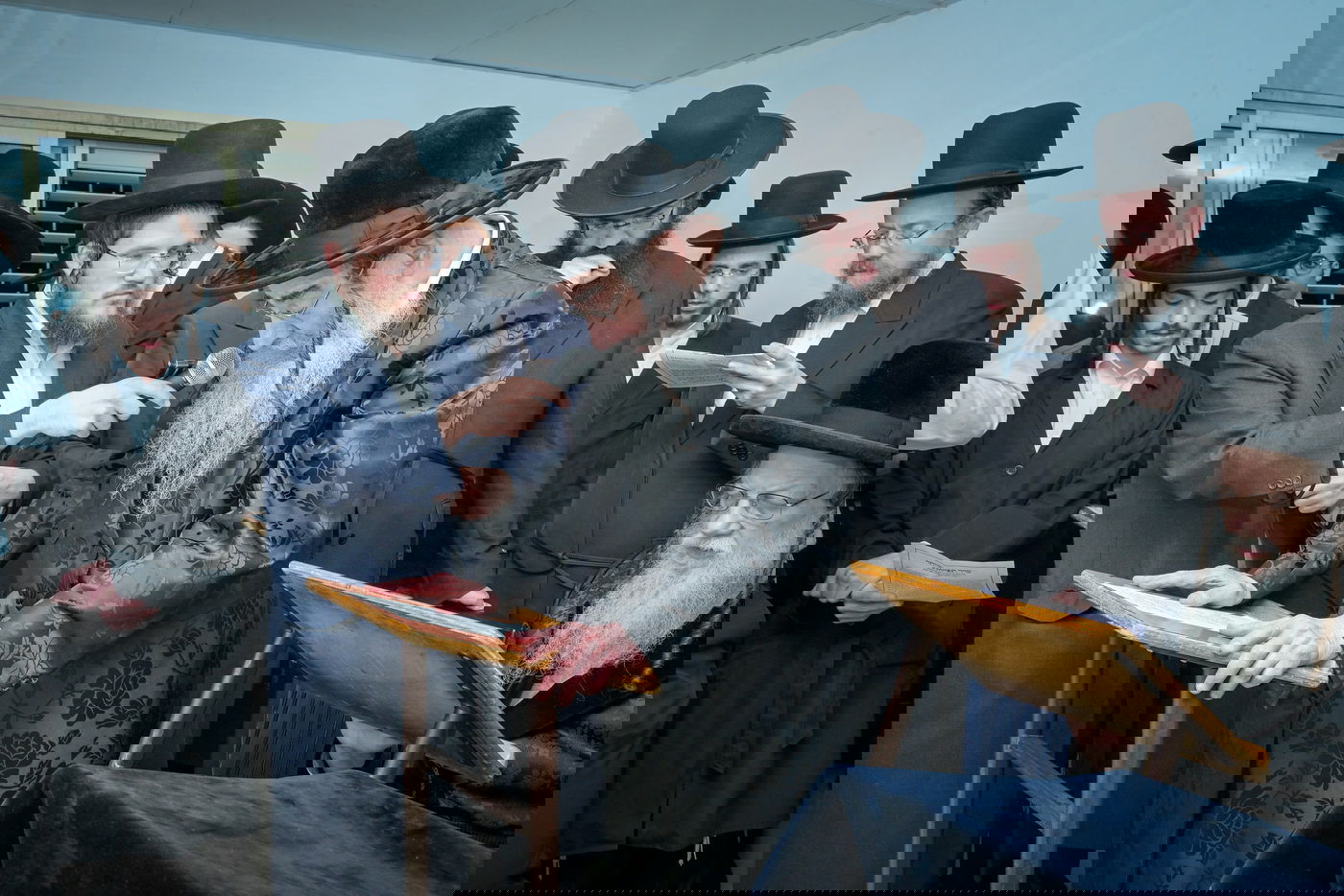 רבבות התכנסו בתפילה | תיעוד ממעמד התפילה במעונו של הגר"ד לנדו