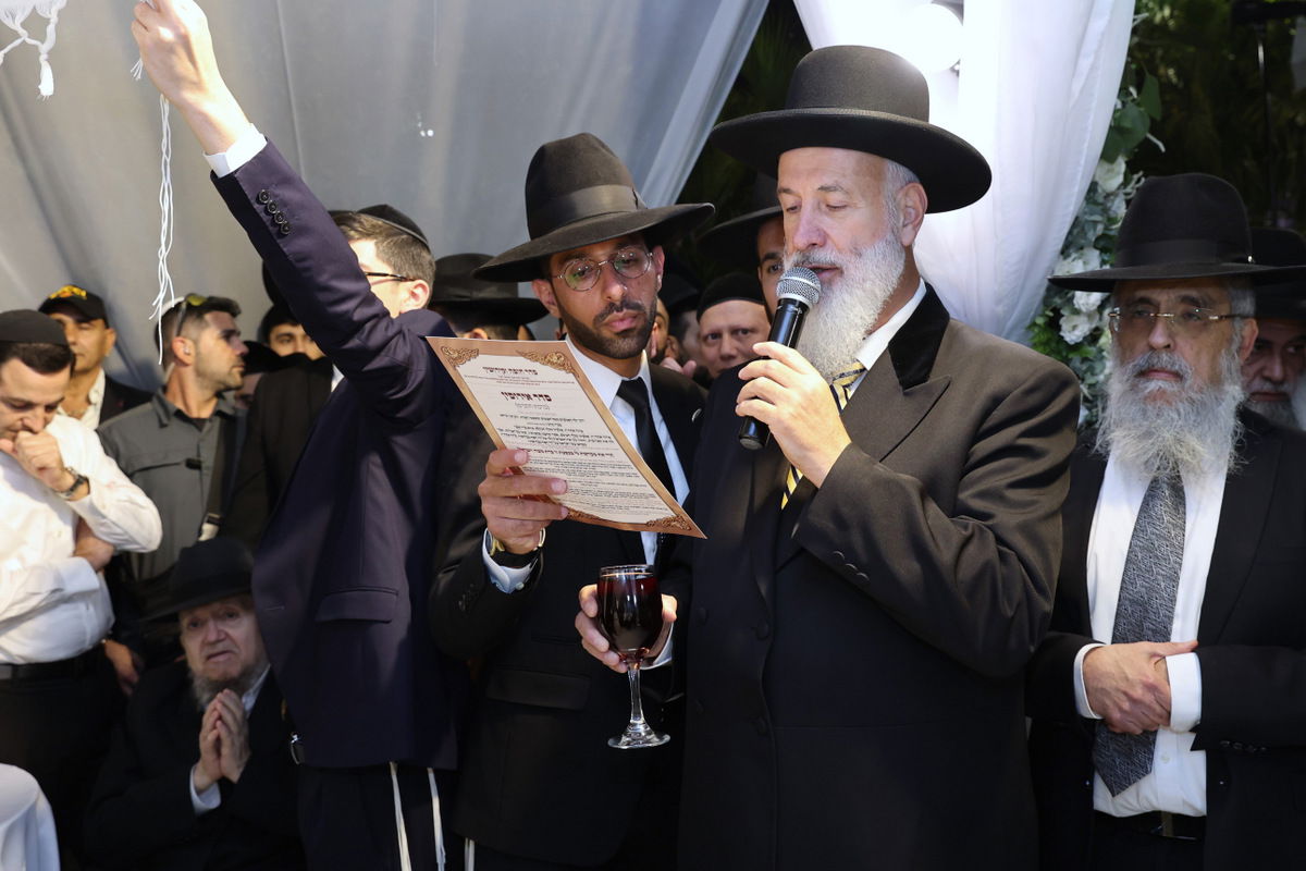 שמחת נישואי בת הגאון רבי יגאל כהן 