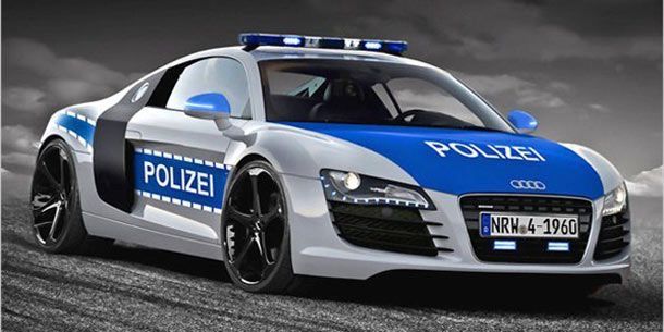 מרדפים זריזים. אאודי R8