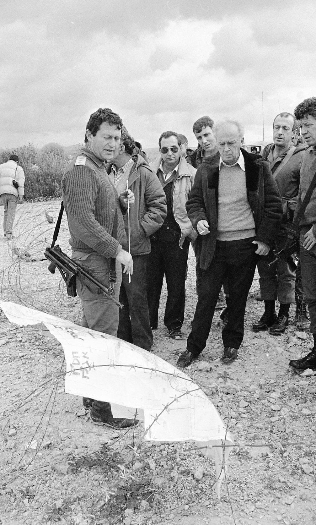 יצחק רבין, אורי אור, אורי שגיא