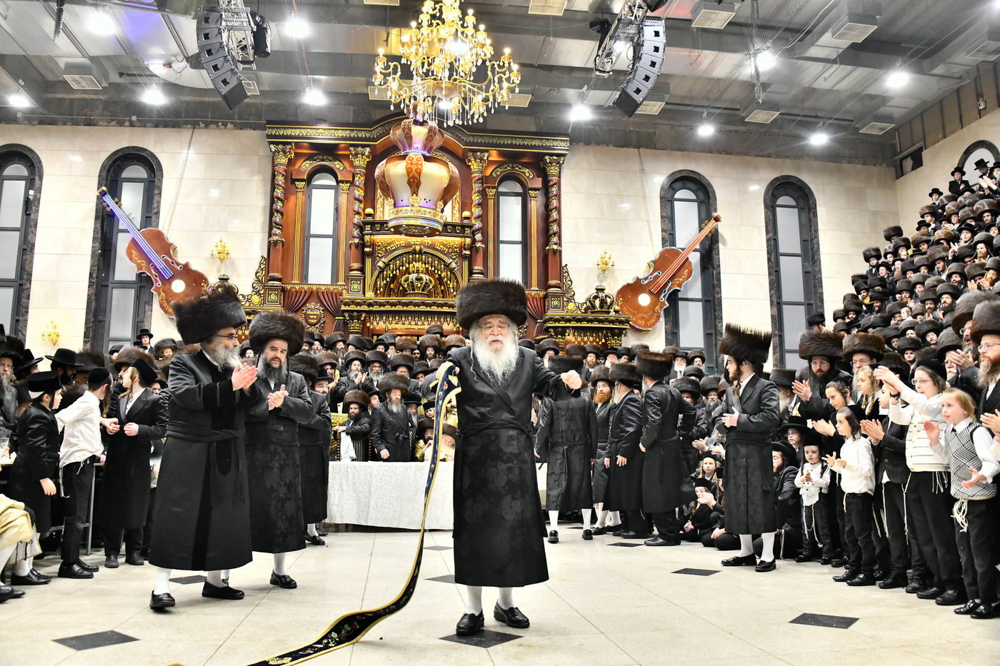 שמחת בית דארג - תולדות אברהם יצחק - ספינקא מאנסי