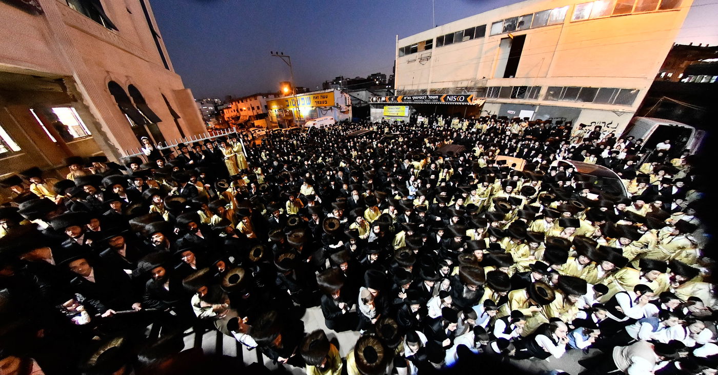 שמחת בית דארג - תולדות אברהם יצחק - ספינקא מאנסי