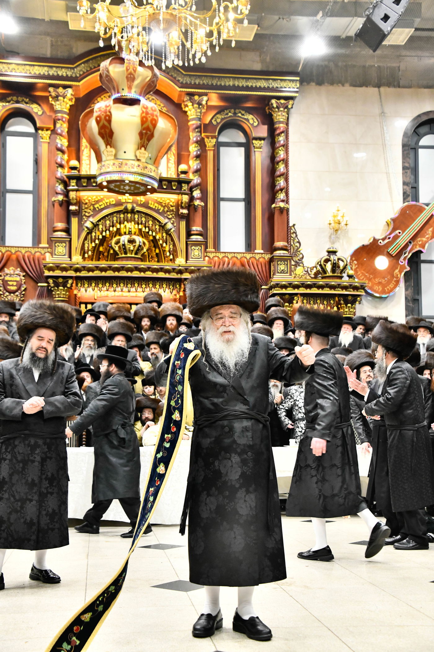 שמחת בית דארג - תולדות אברהם יצחק - ספינקא מאנסי