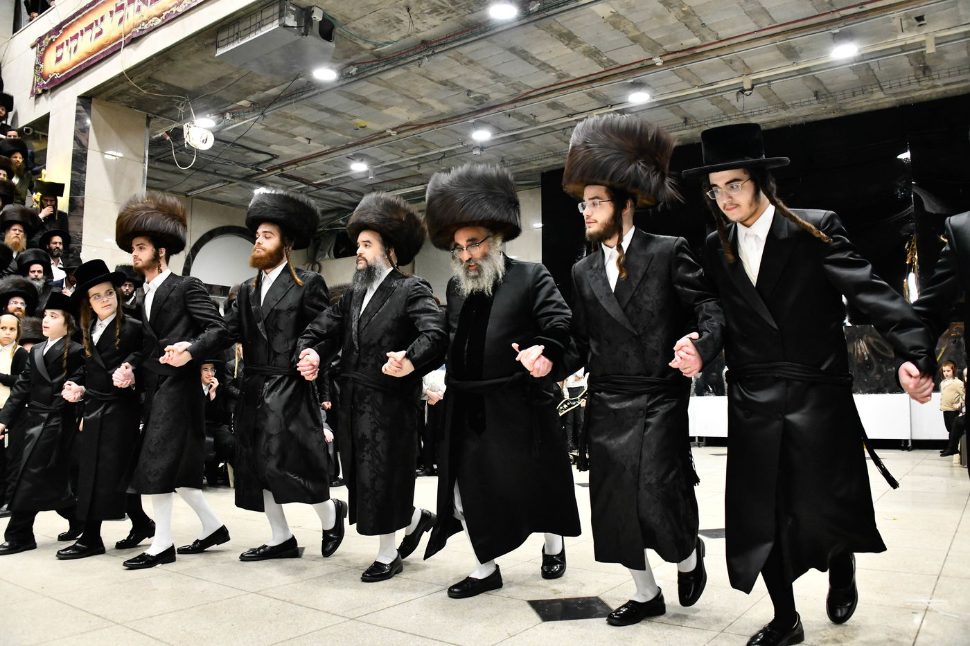 שמחת בית דארג - תולדות אברהם יצחק - ספינקא מאנסי