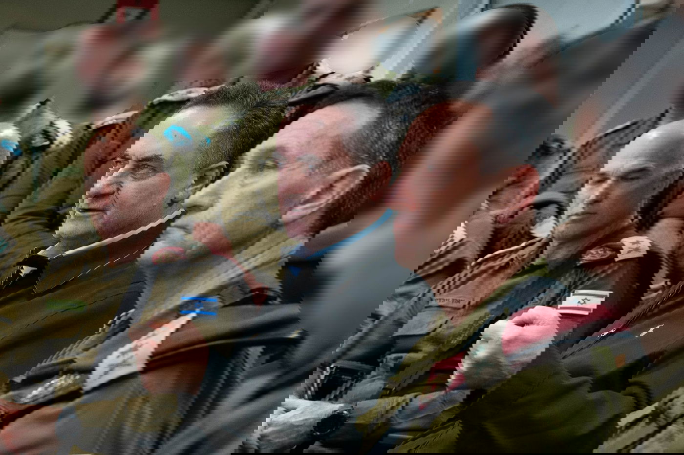 השר כ"ץ בביקור בפיקוד צפון