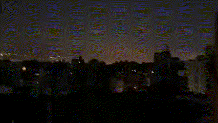 מטח מלבנון לעבר גוש דן והשרון | חמישה נפצעו ברקע האזעקות | צבע אדום בעוטף