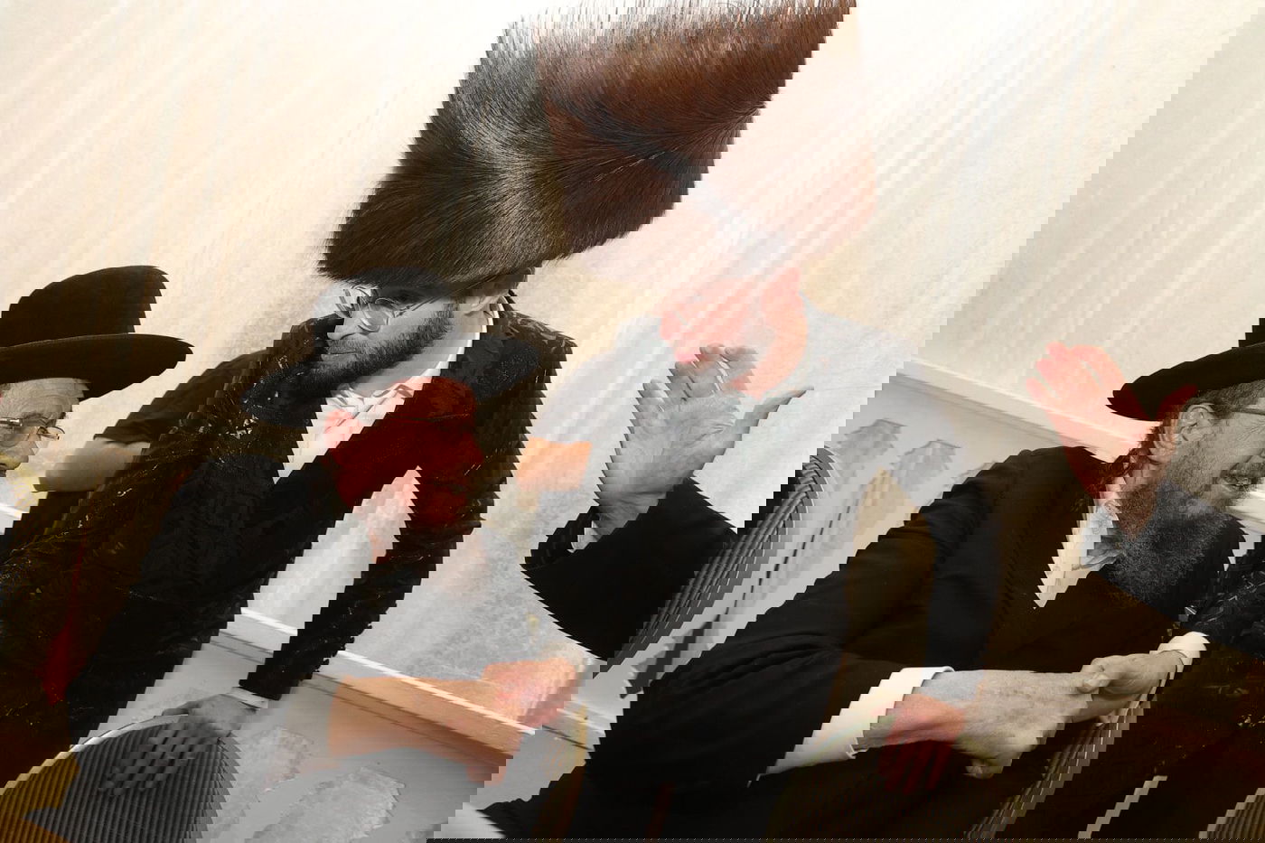 חתונת בנו של היועץ האסטרטגי יום טוב ביכלר