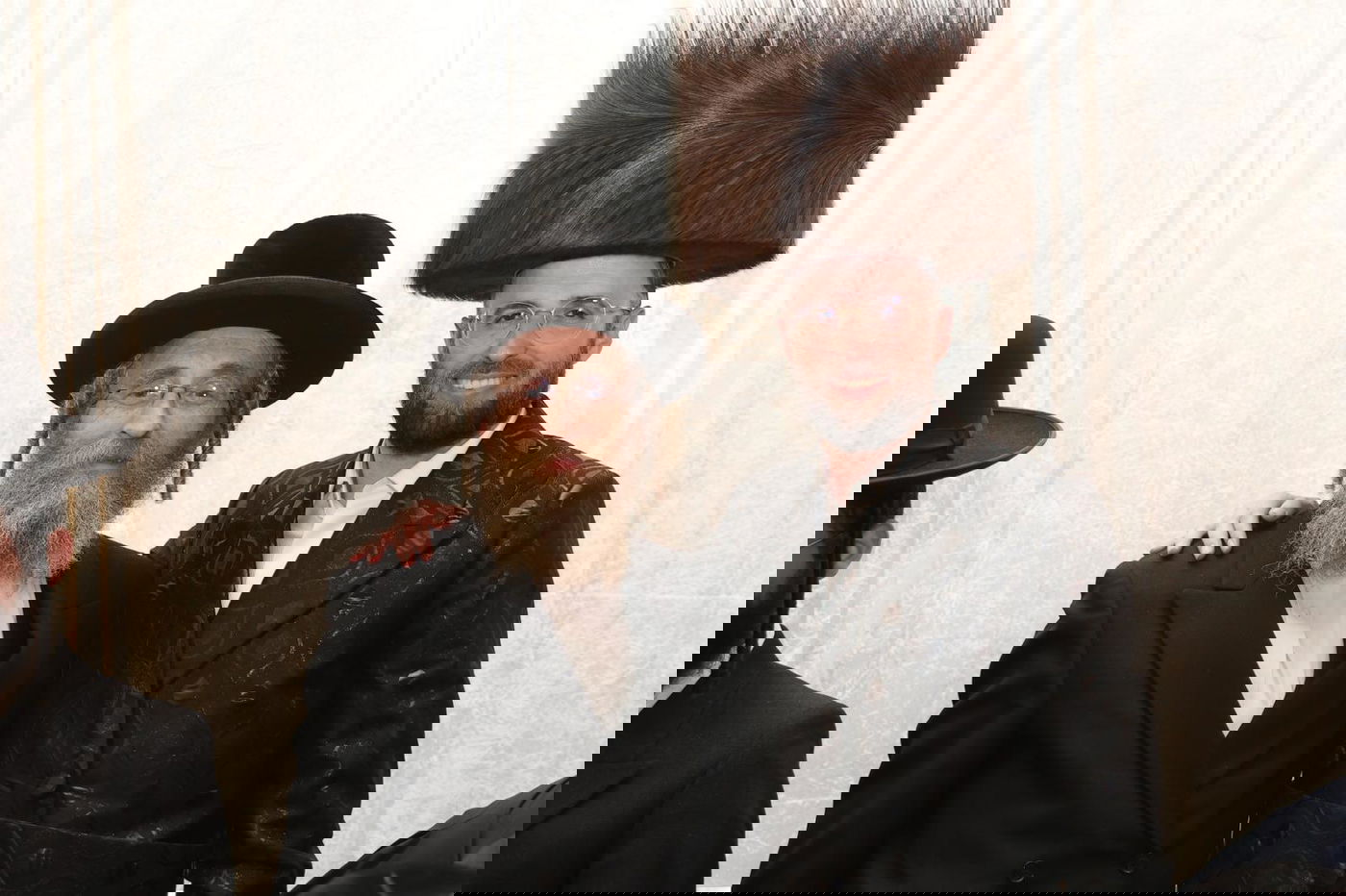 חתונת בנו של היועץ האסטרטגי יום טוב ביכלר