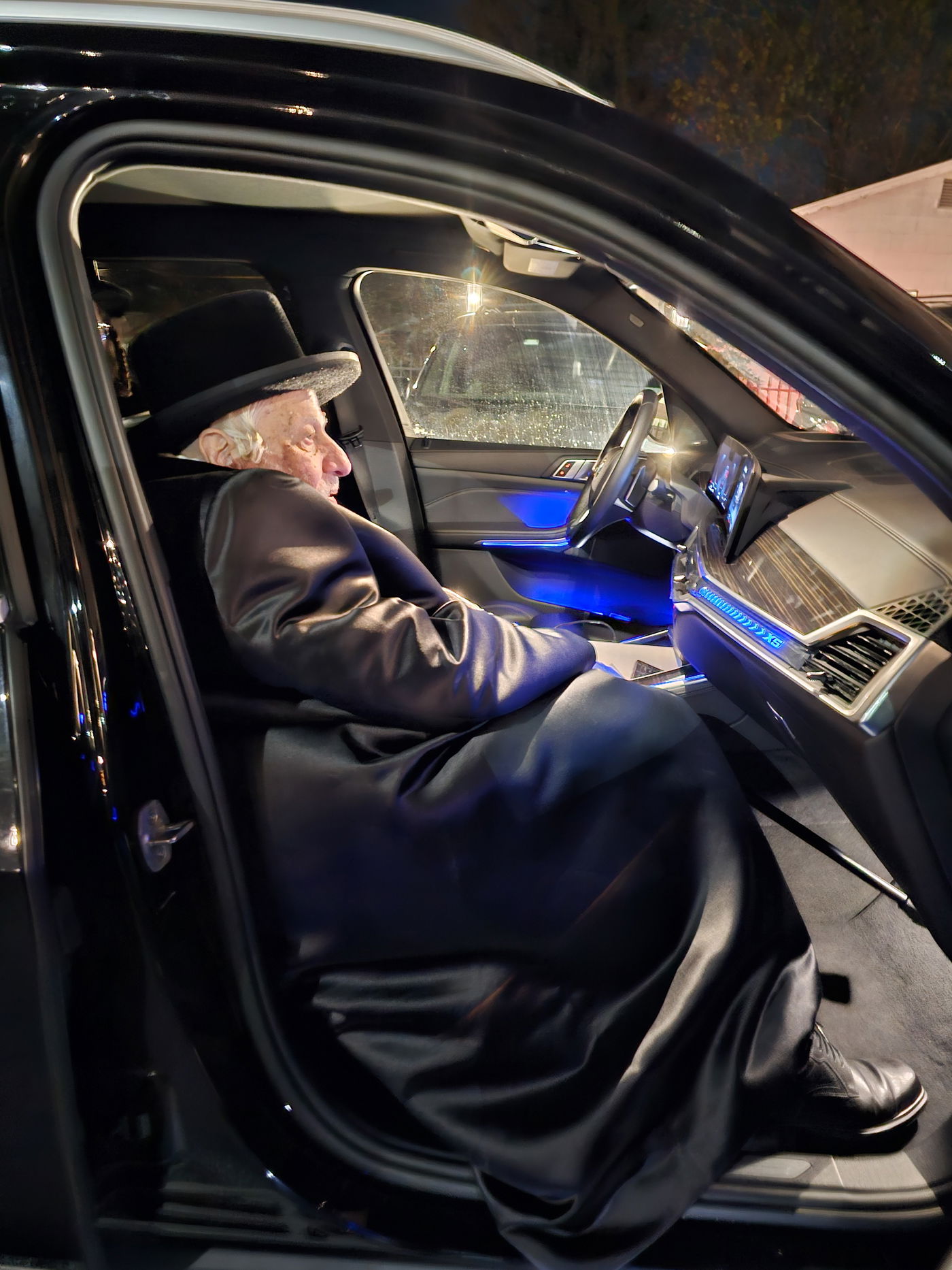 האדמו"ר מקופיטשניץ בביקור בארה"ב