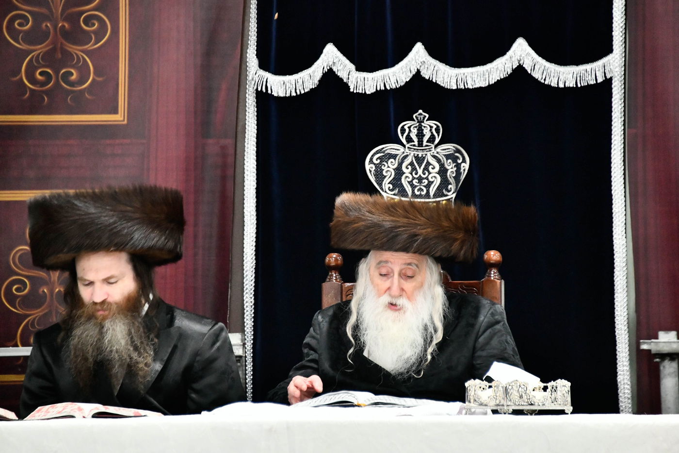 שמחת הפארשפיל לקראת נישואי נכדת האדמו"ר ממחנובקא בעלזא