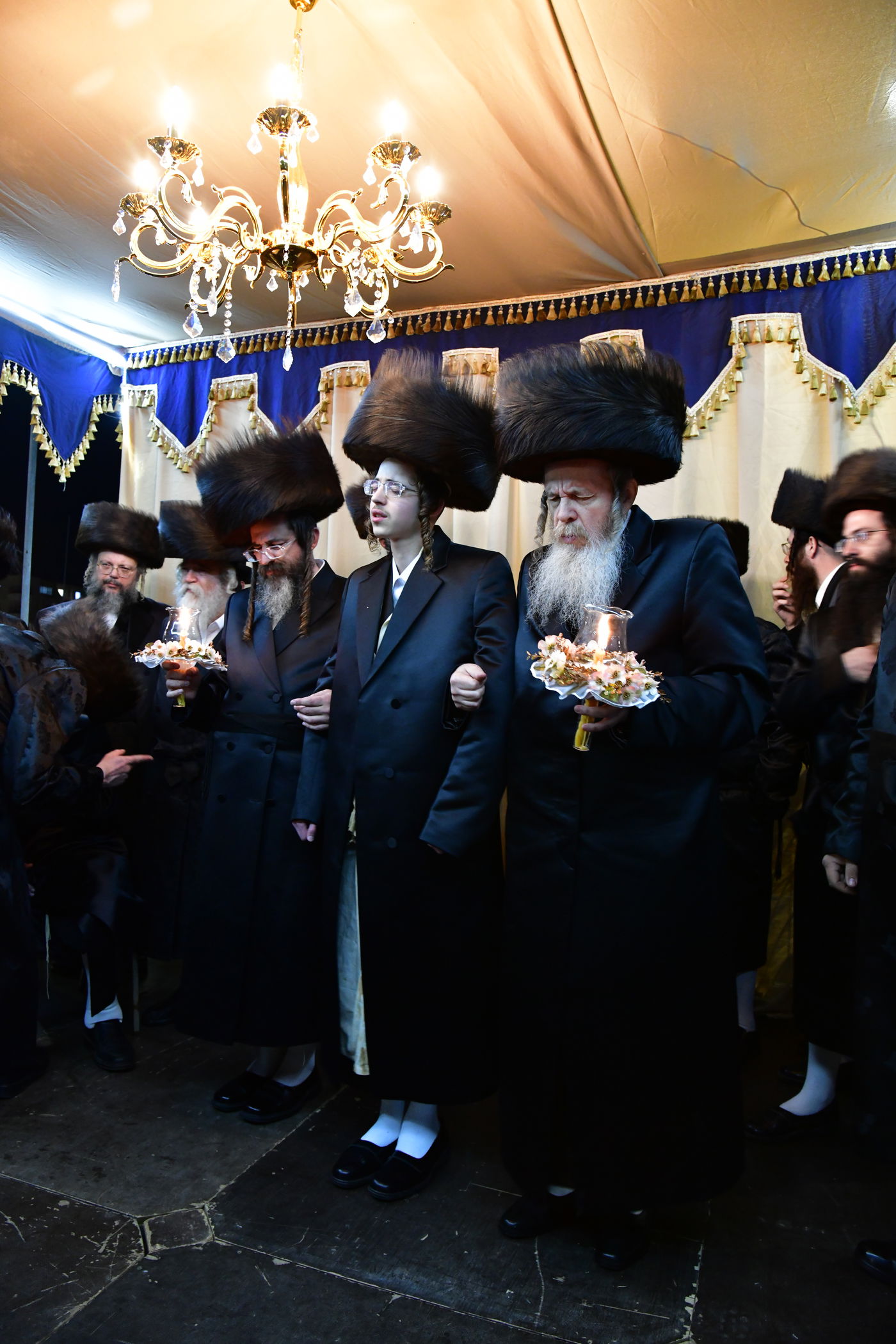 שמחת נישואי בת האדמו"ר משומרי אמונים אשדוד, עב"ג נכד האדמו"ר מלויעב טשערנוביל