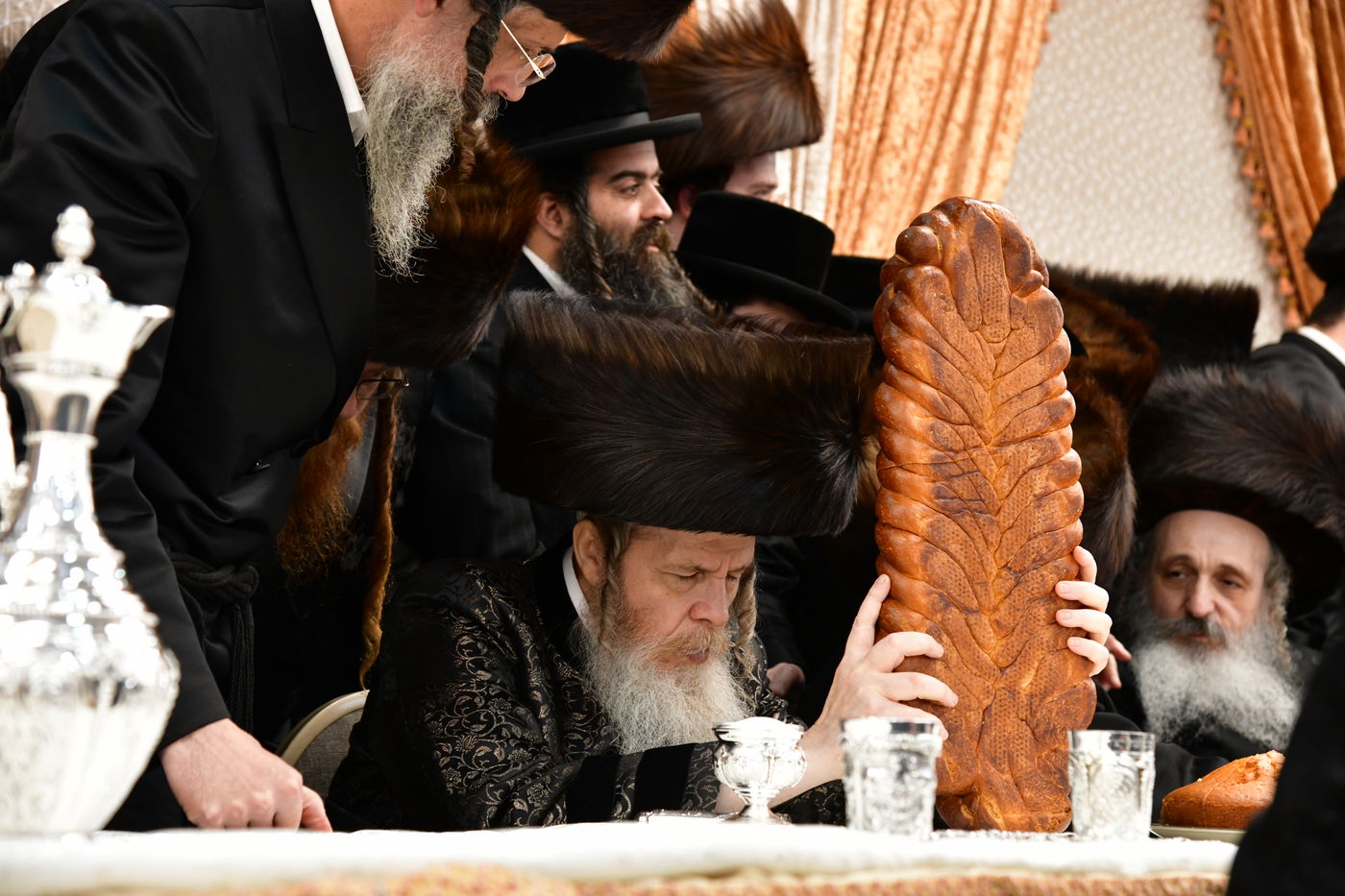 שמחת נישואי בת האדמו"ר משומרי אמונים אשדוד, עב"ג נכד האדמו"ר מלויעב טשערנוביל