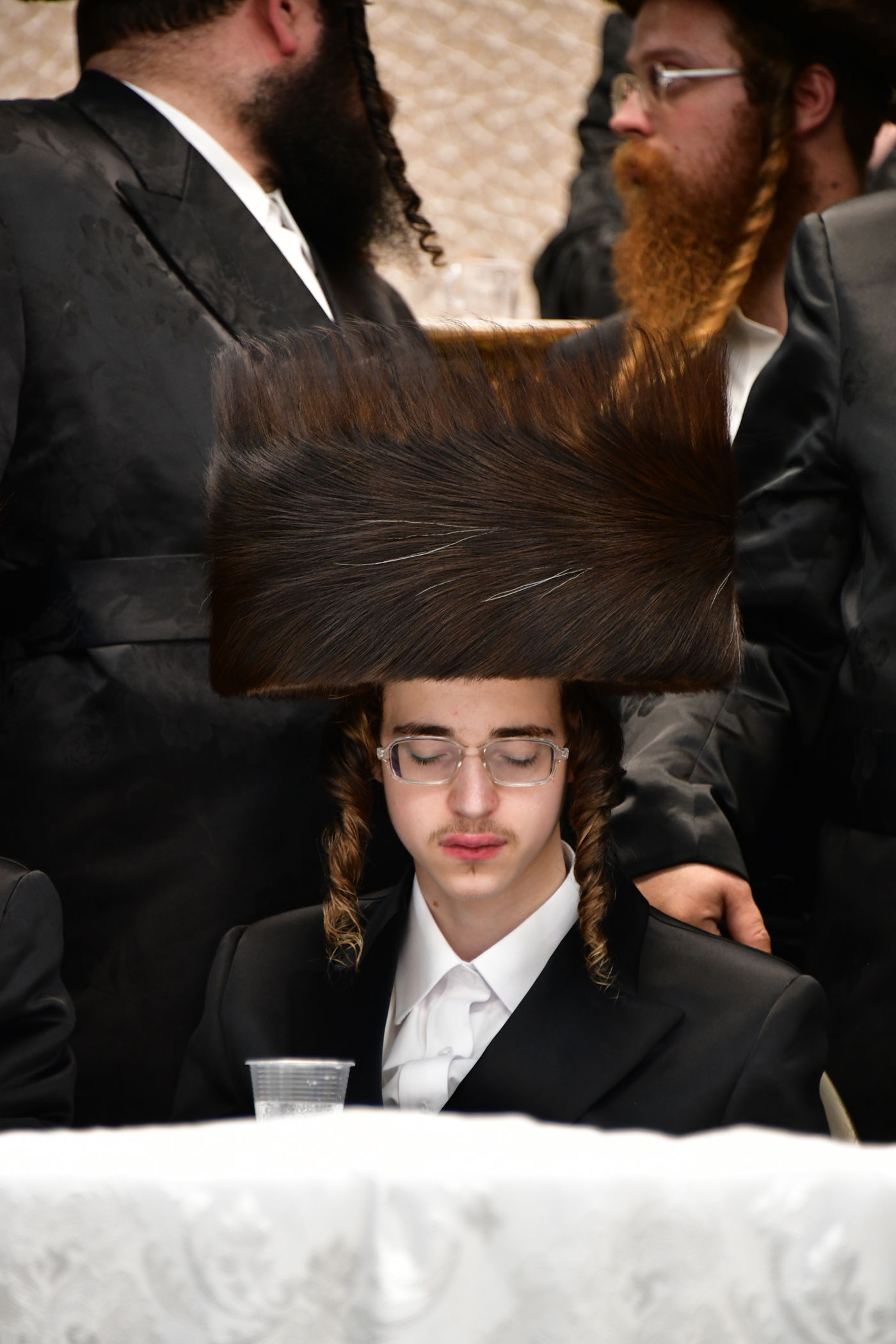 שמחת נישואי בת האדמו"ר משומרי אמונים אשדוד, עב"ג נכד האדמו"ר מלויעב טשערנוביל