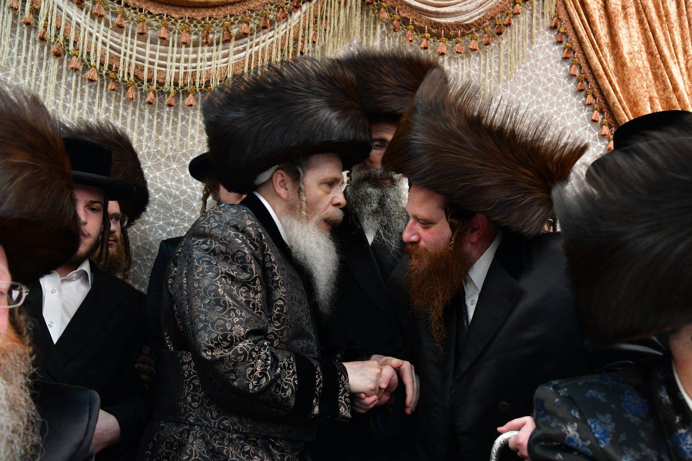 שמחת נישואי בת האדמו"ר משומרי אמונים אשדוד, עב"ג נכד האדמו"ר מלויעב טשערנוביל