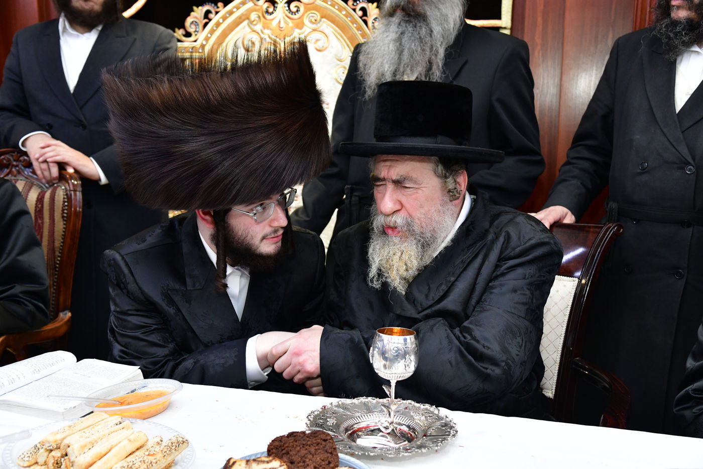 שמחת השבע ברכות בחצרות 'מאור החיים' - פיטסבורג 