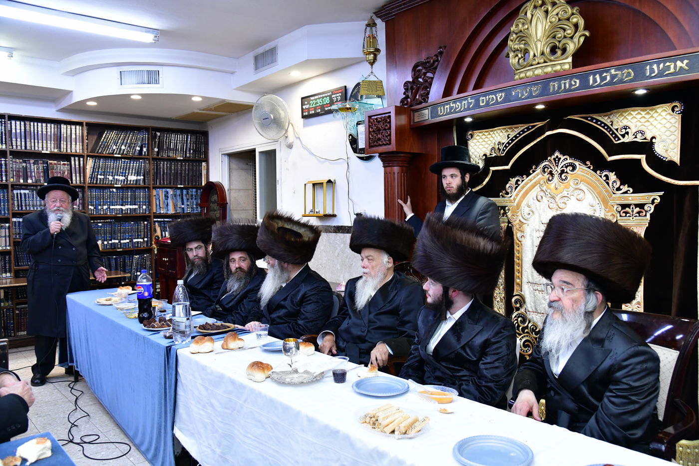 שמחת השבע ברכות בחצרות 'מאור החיים' - פיטסבורג 