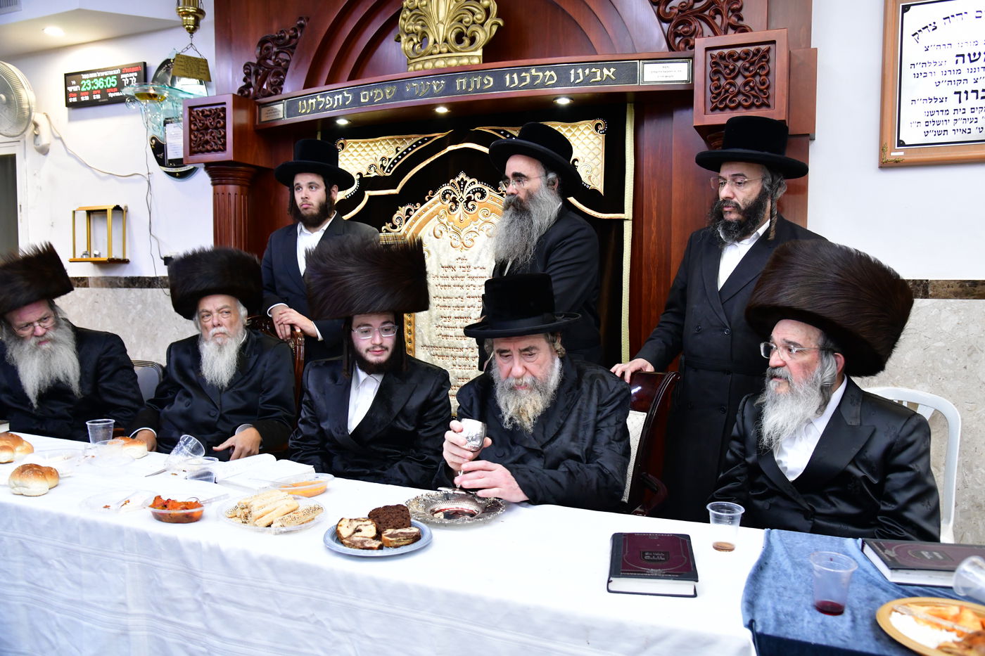 שמחת השבע ברכות בחצרות 'מאור החיים' - פיטסבורג 