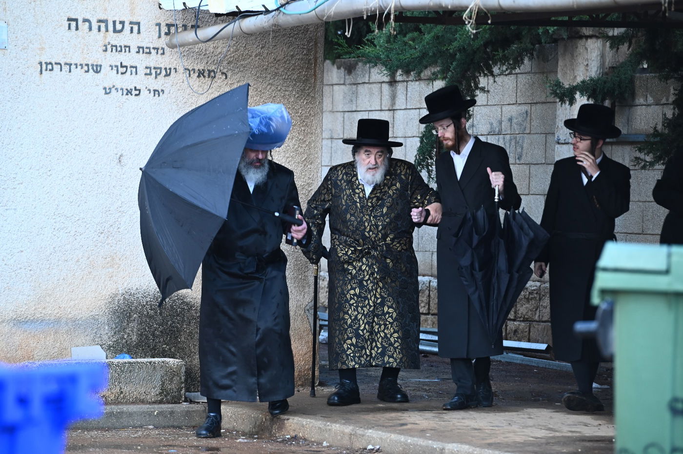 האדמו"ר מויז'ניץ בציון חותנו האדמו"ר מטשערנוביל