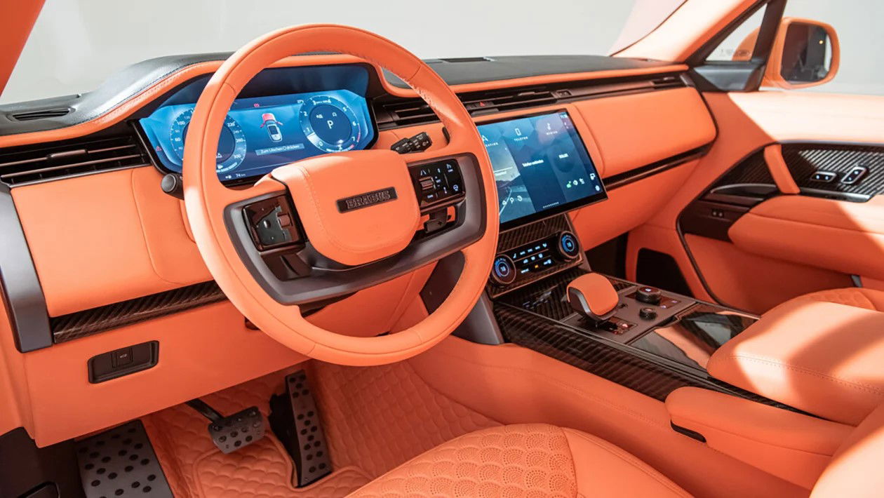 פנים הריינג' רובר המעוצבת