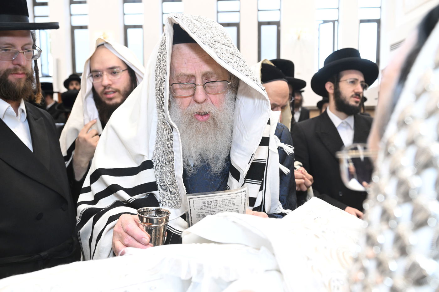 שמחת הברית בחצרות רימנוב - קומרנא - טעמשוואר