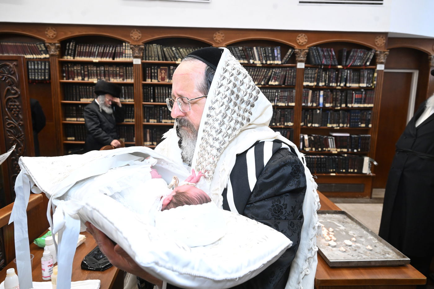 שמחת הברית בחצרות רימנוב - קומרנא - טעמשוואר