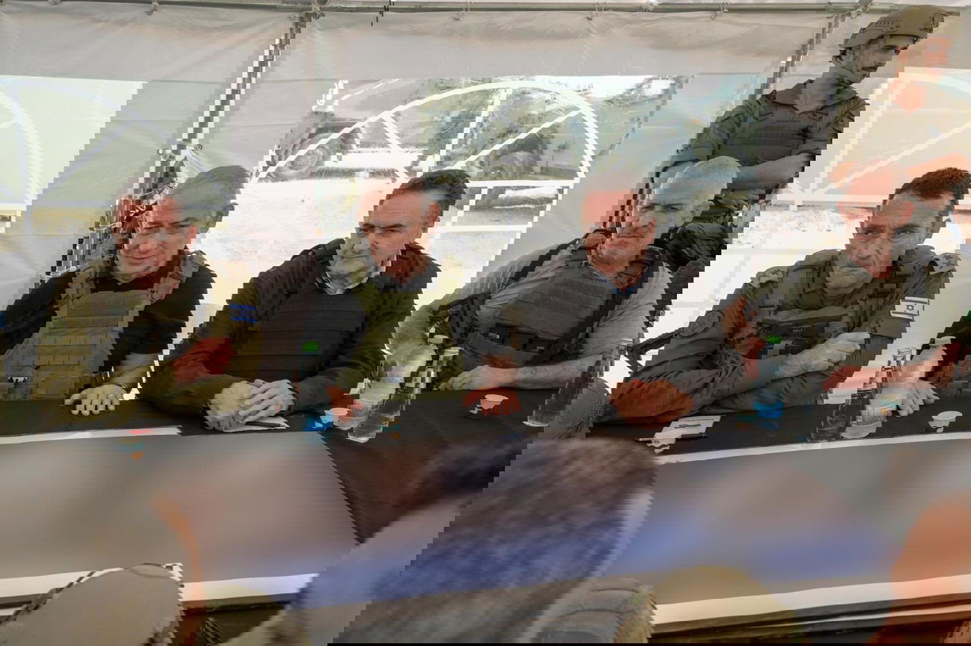 נתניהו, כץ, הלוי ובר במסדרון נצרים במרכז רצועת עזה