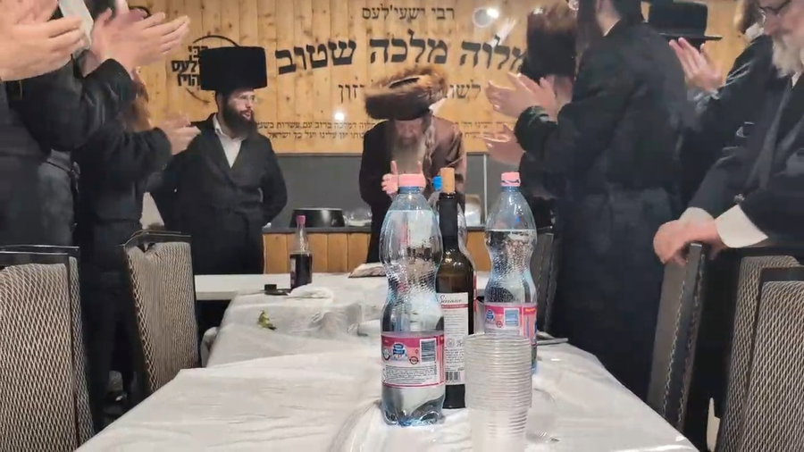 האדמו"ר מלעלוב ניקלשבורג בקרעסטיר