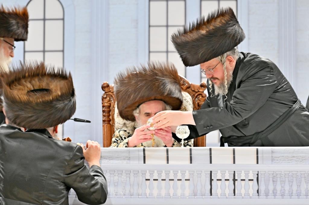 חנוכת הבית לביהמ"ד ויז'ניץ באלעד