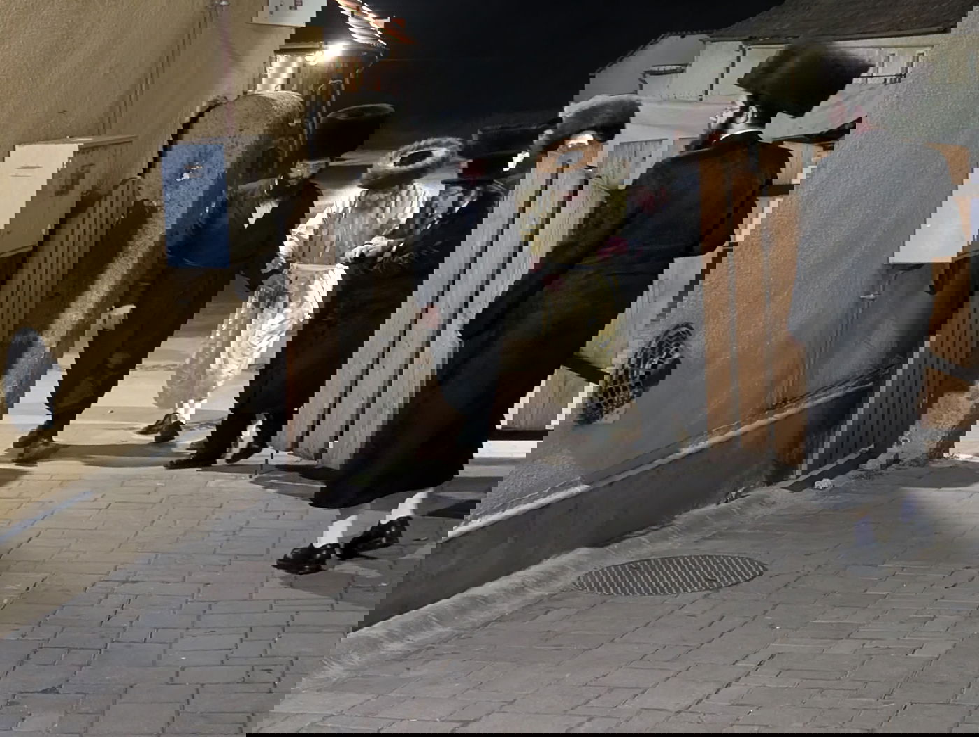 האדמו"ר מלעלוב ניקלשבורג בקרעסטיר