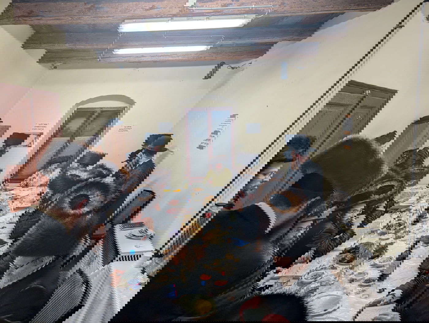 האדמו"ר מלעלוב ניקלשבורג בקרעסטיר