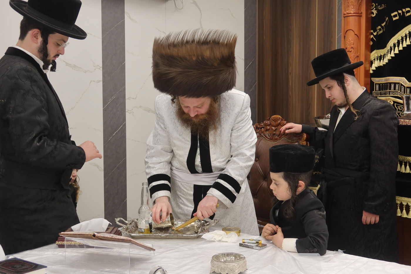 האדמו"ר ממיאלען בטיש הילולא 