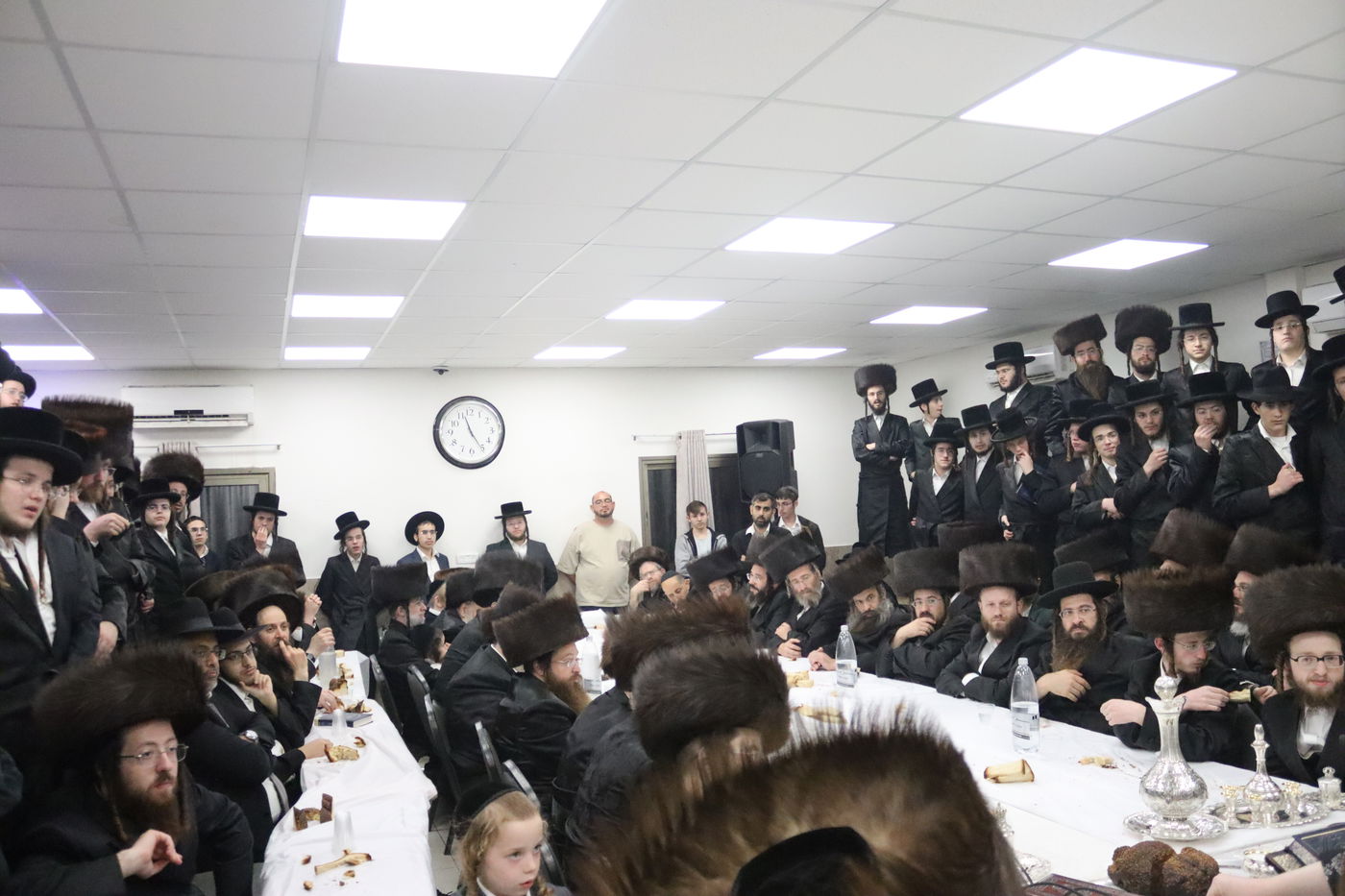 האדמו"ר מטרבישאן בהילולת אביו זצ"ל