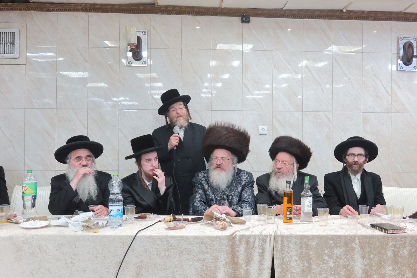 שמחת אירוסי בן האדמו"ר מבערגסאז