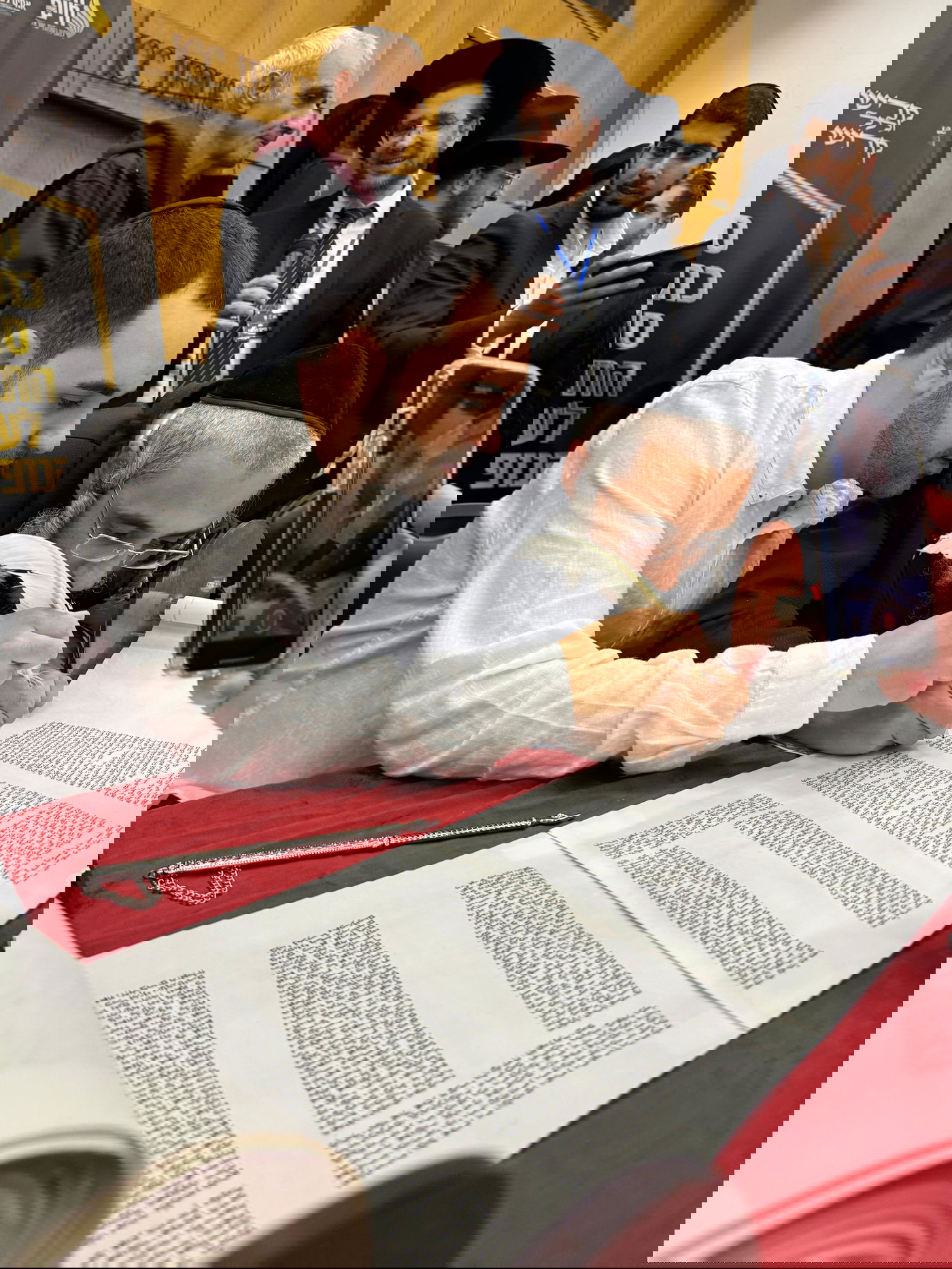 זופניק בכיכר • כל התמונות, הנייעס והחשיפות של השבוע