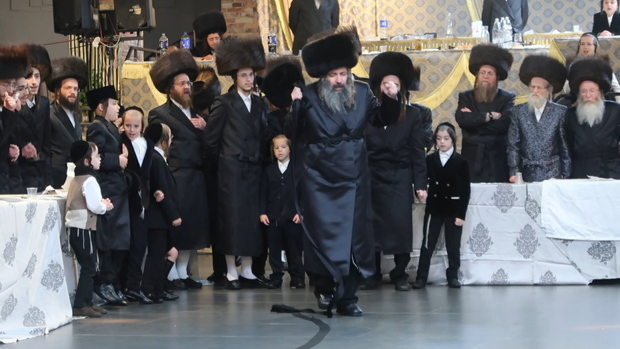 שמחת נישואי נכדת הגה"צ רבי צבי מאיר זילברברג
