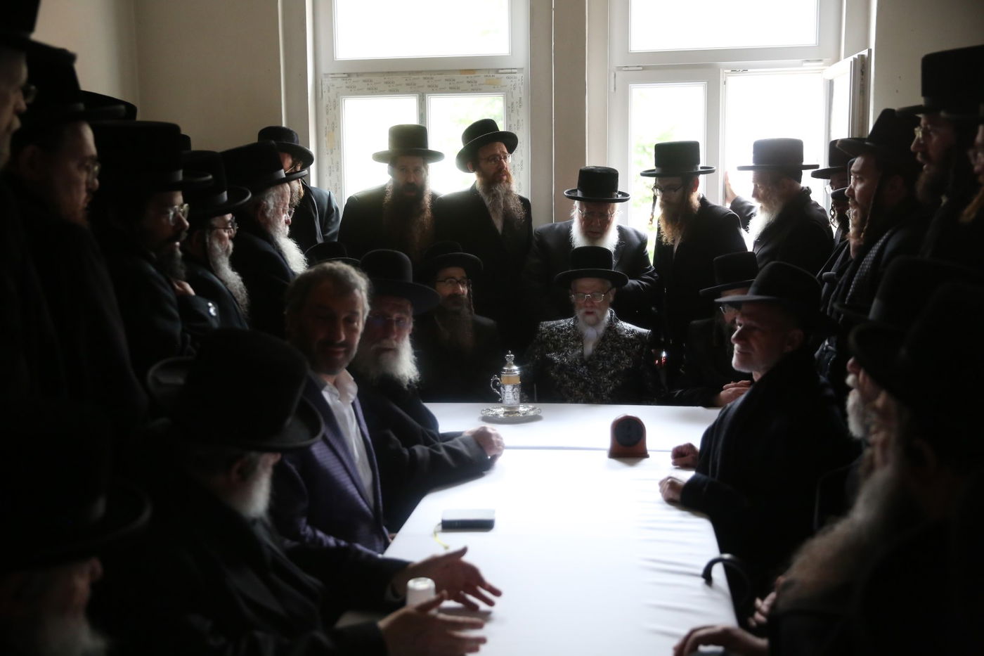 האדמו"ר מסערט ויז'ניץ במארינבארד 