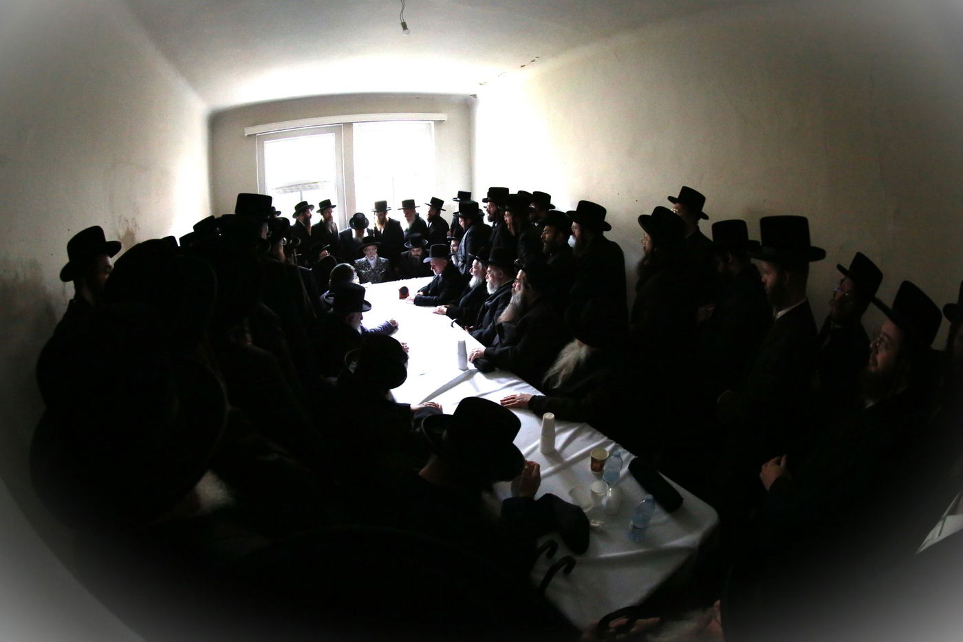 האדמו"ר מסערט ויז'ניץ במארינבארד 