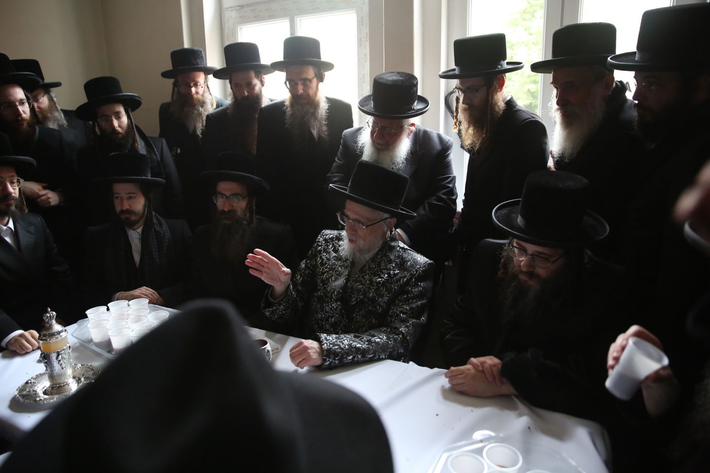 האדמו"ר מסערט ויז'ניץ במארינבארד 