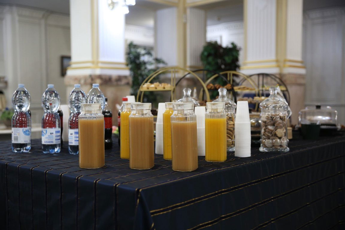 האדמו"ר מסערט ויז'ניץ במארינבארד 