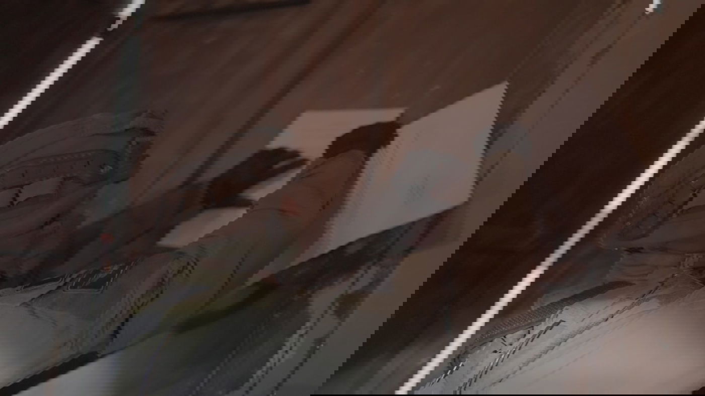 הכוחות פשטו על עסק שמכר חלקי רכב גנובים - והשמידו הכל | צפו