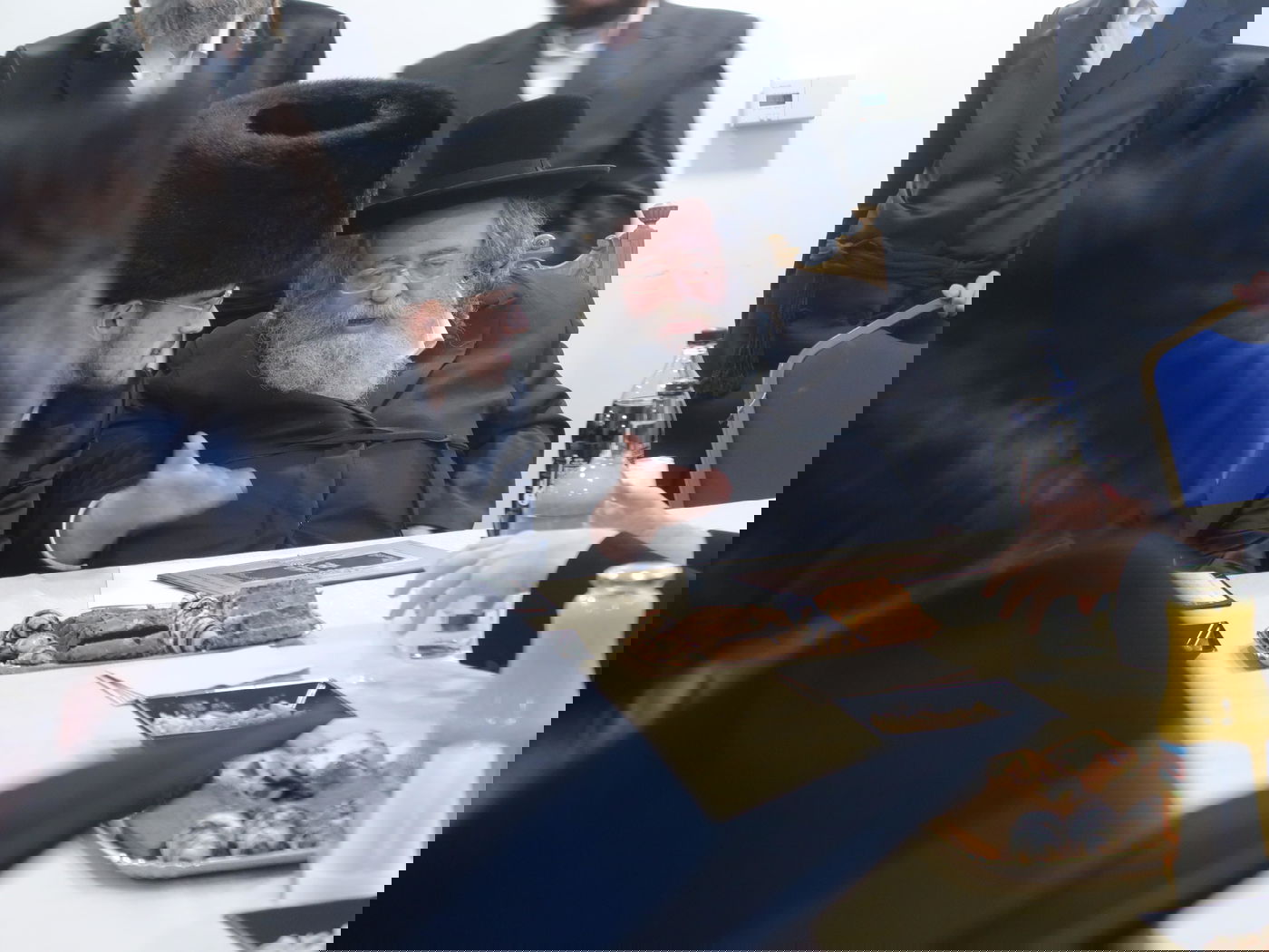 הגה"ח ר' יצחק דוד אלתר בביקור חיזוק בלונדון