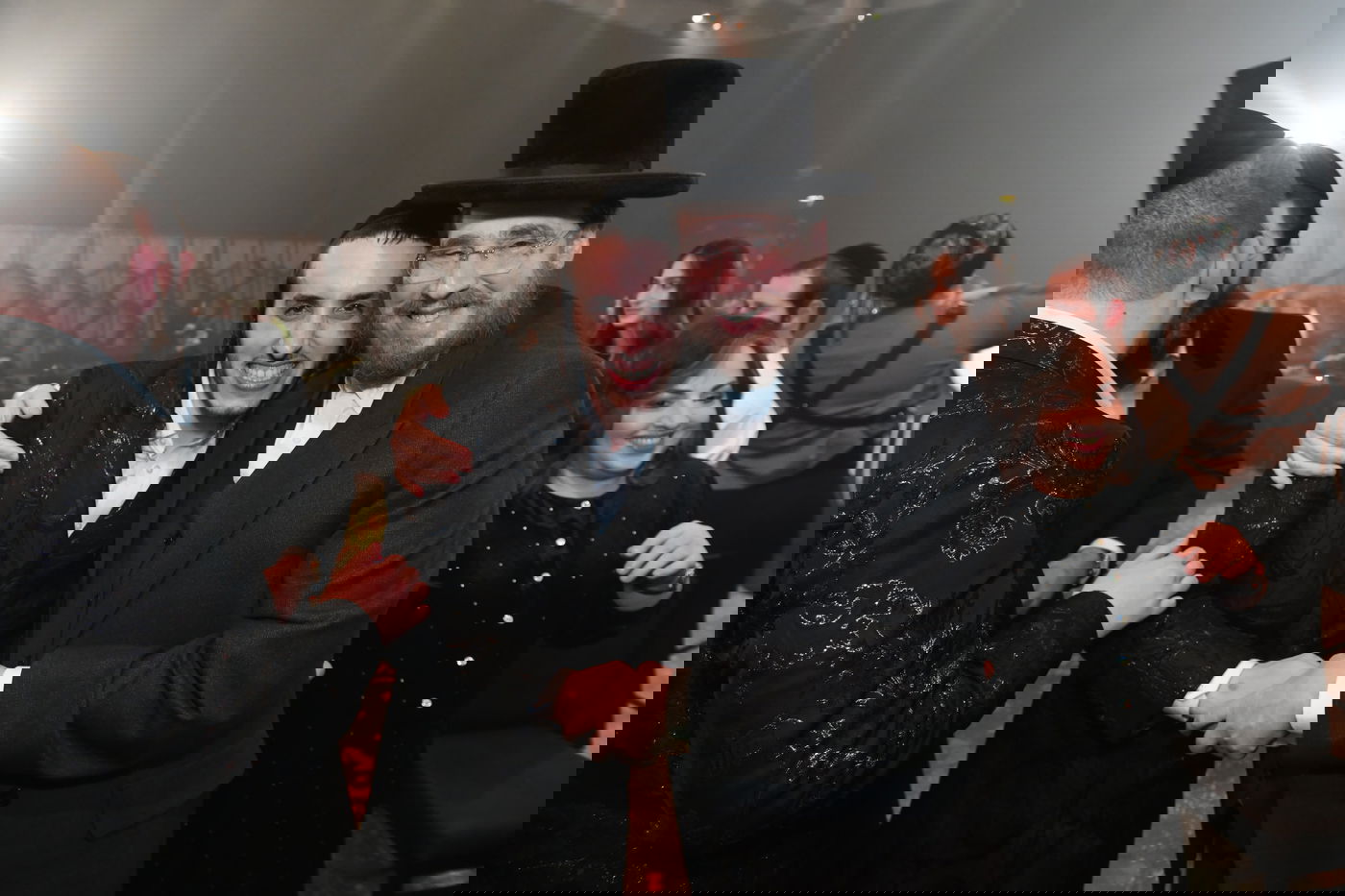 החתונה של שמוליק סוכות